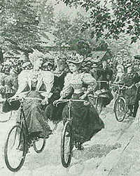 Cycling in Battersea park 1900